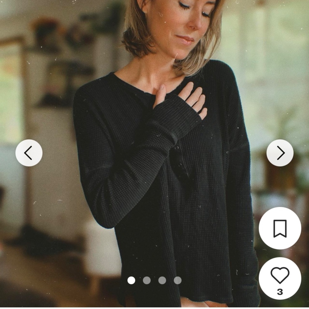 Offline by Aerie Black Waffle Knit Long Sleeve Top size S